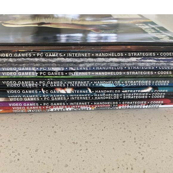 GAMEINFORMER Video games Magazine 180-195 - Picture 3 of 6